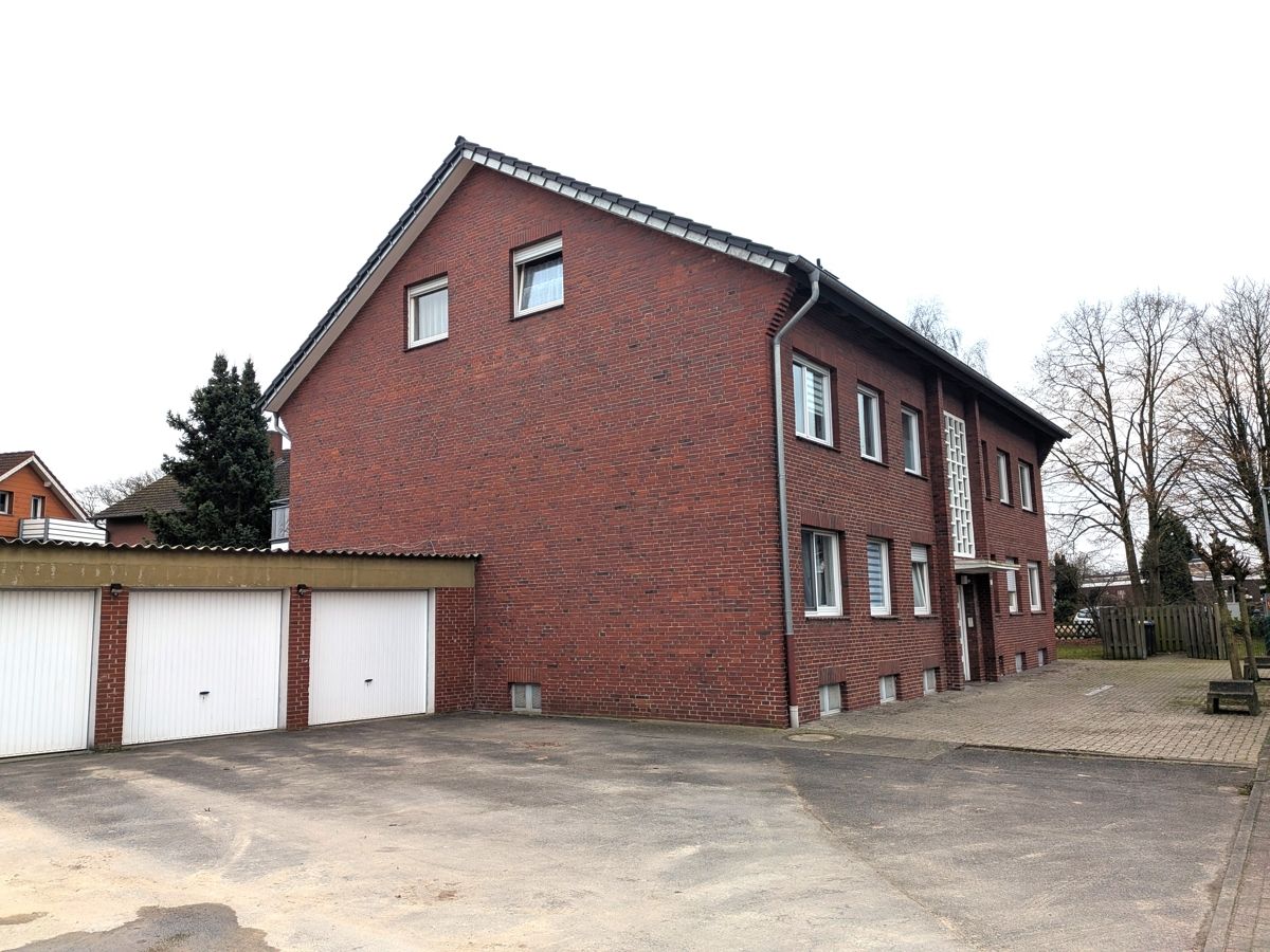 Ebenfalls mitvermietet sind 3 Garagen