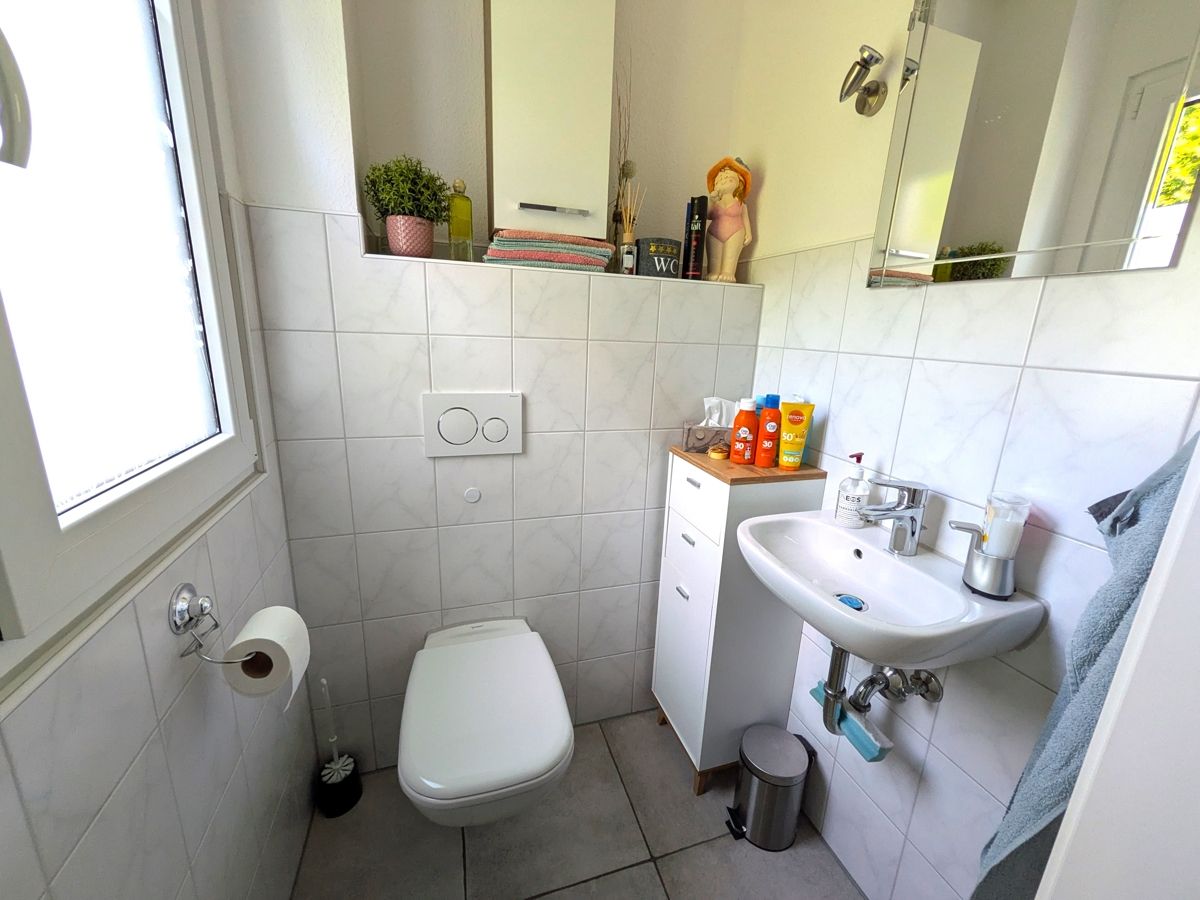 Auch die kleinere Wohnung verfügt über ein Gäste-WC