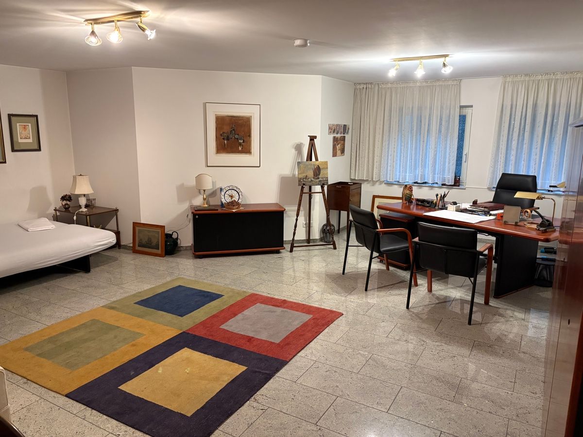 Das Souterrain-Büro
