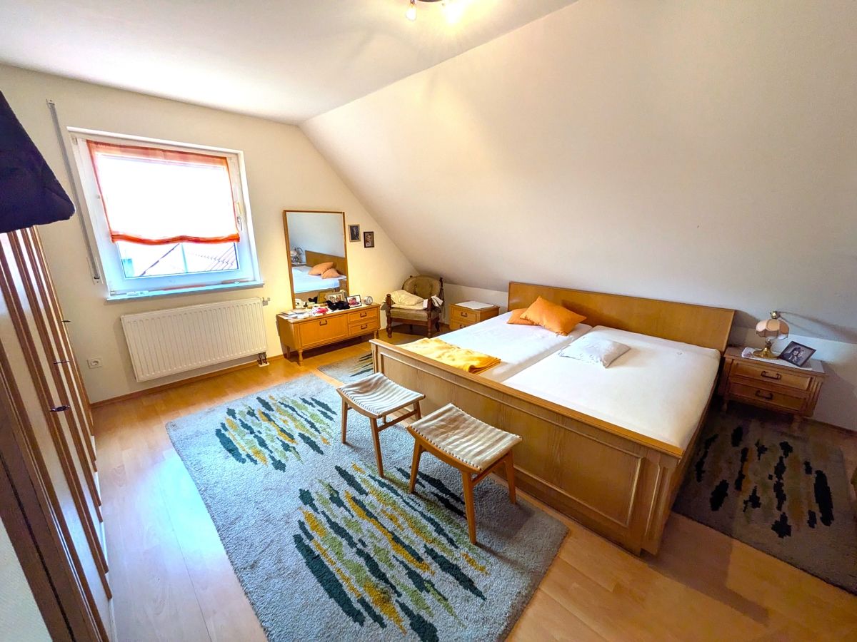 Großes Elternschlafzimmer