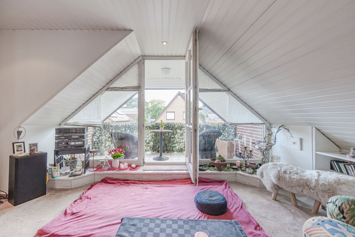Schlafzimmer 2 DG