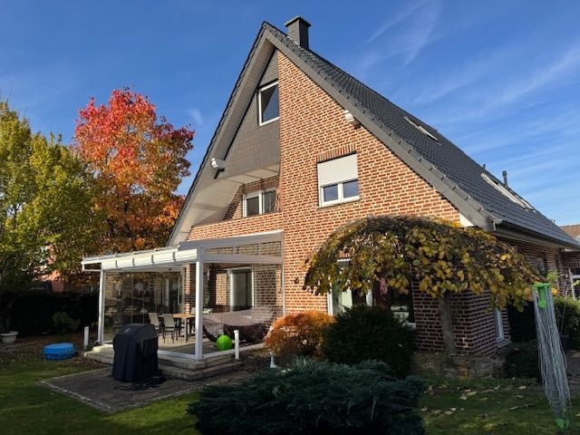 mit dem geräumigen Wintergarten