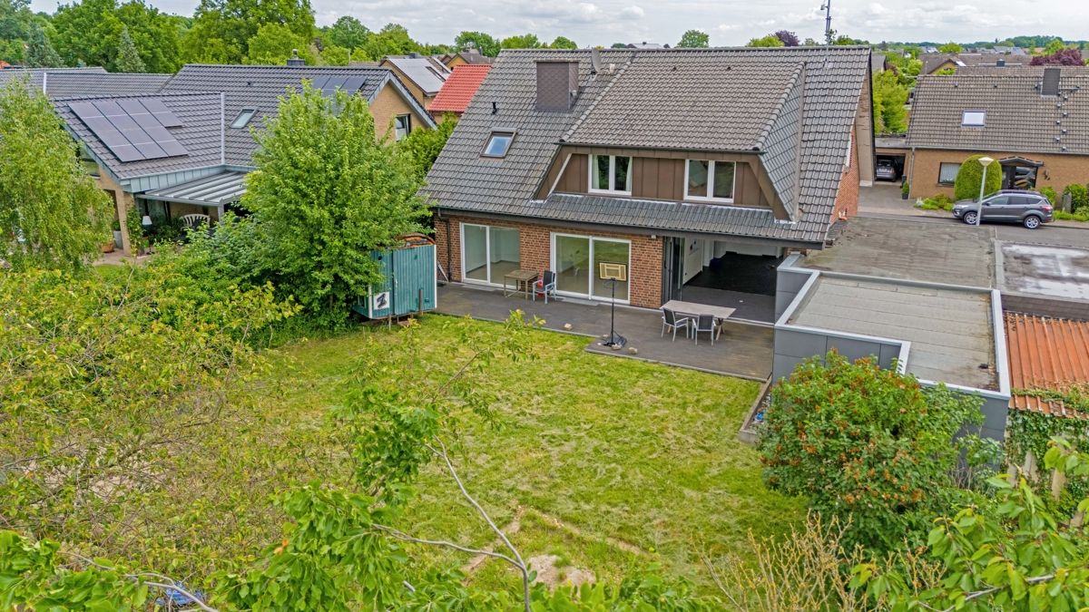 Drohnenaufnahme Garten