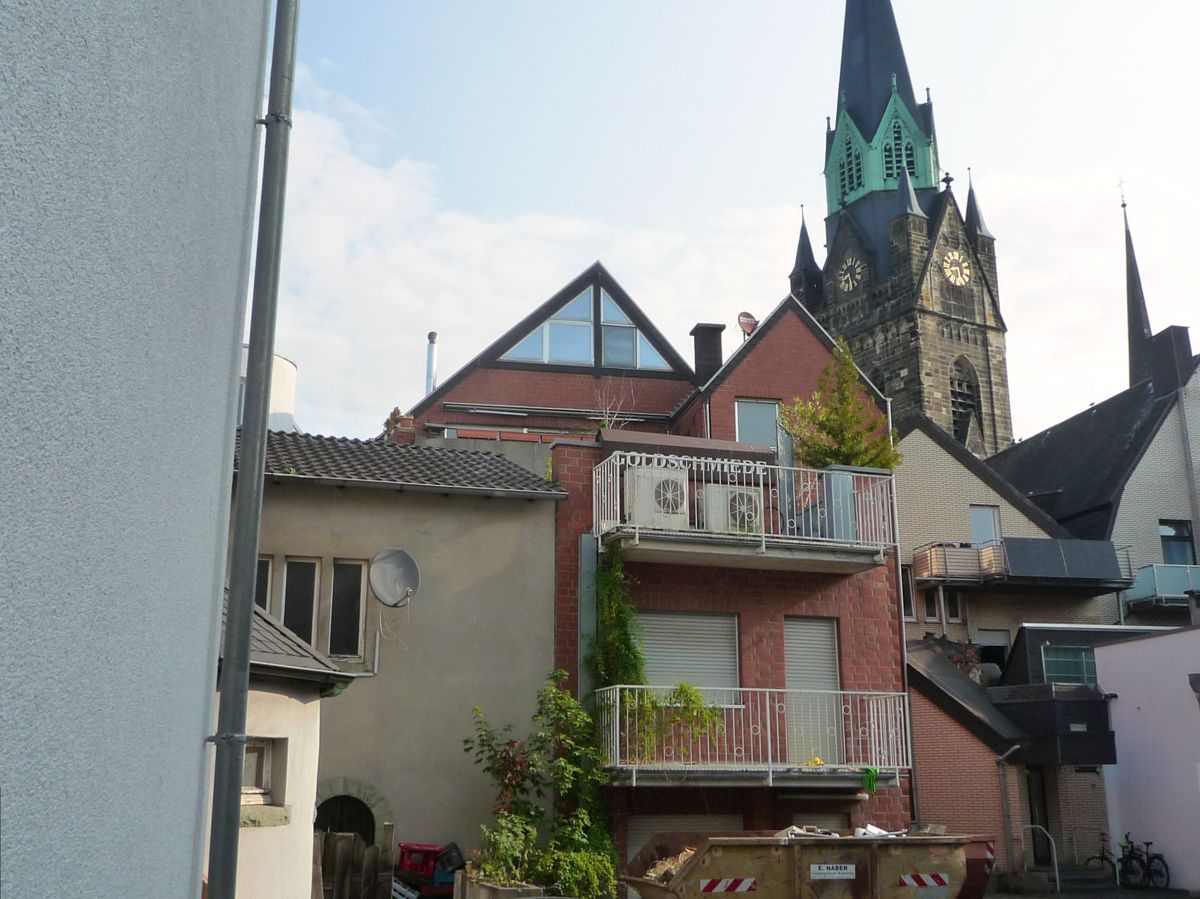 Hausrückseite