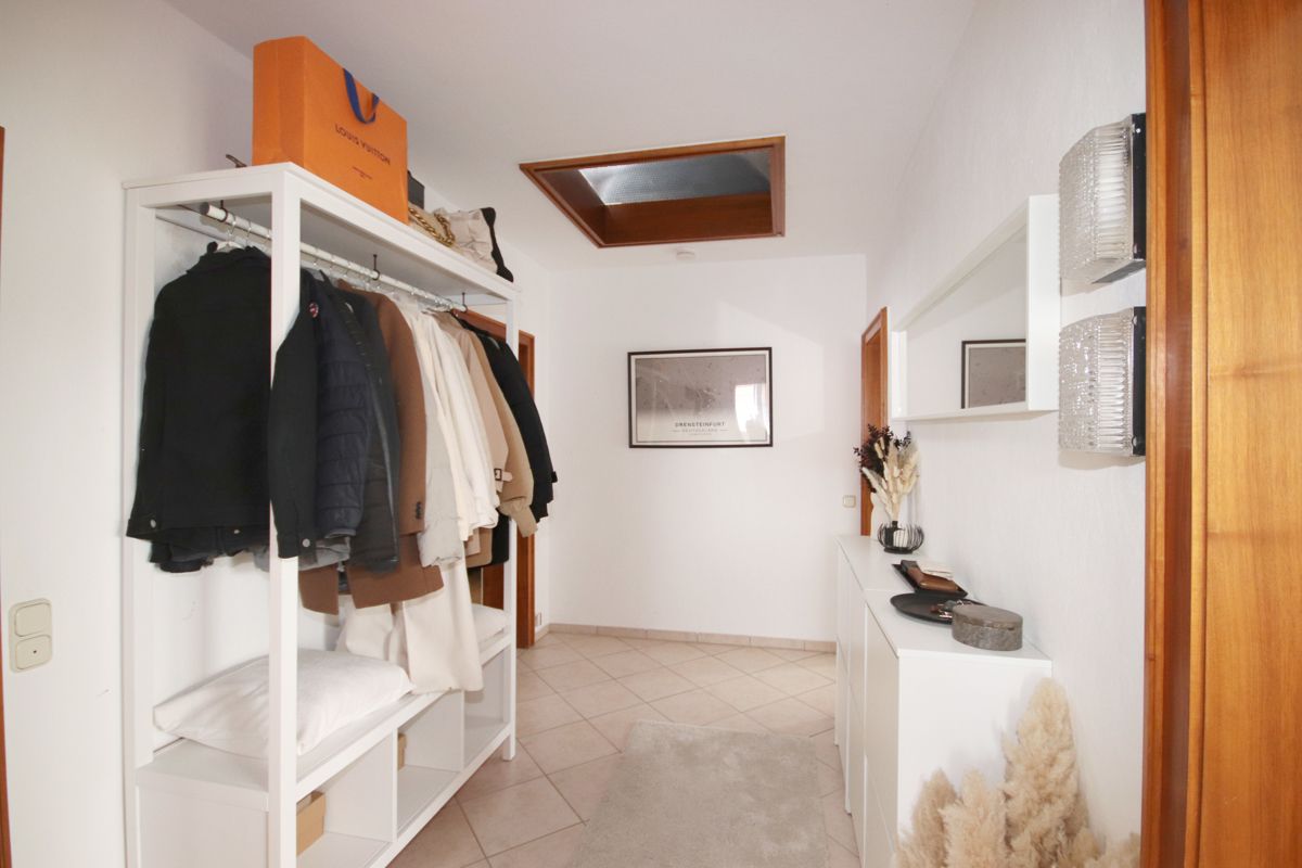 Flur Wohnung OG