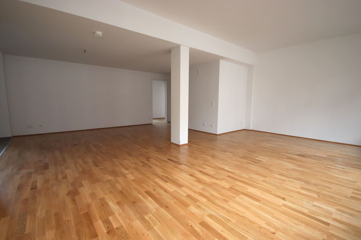 Das großzügige Wohn- und Esszimmer