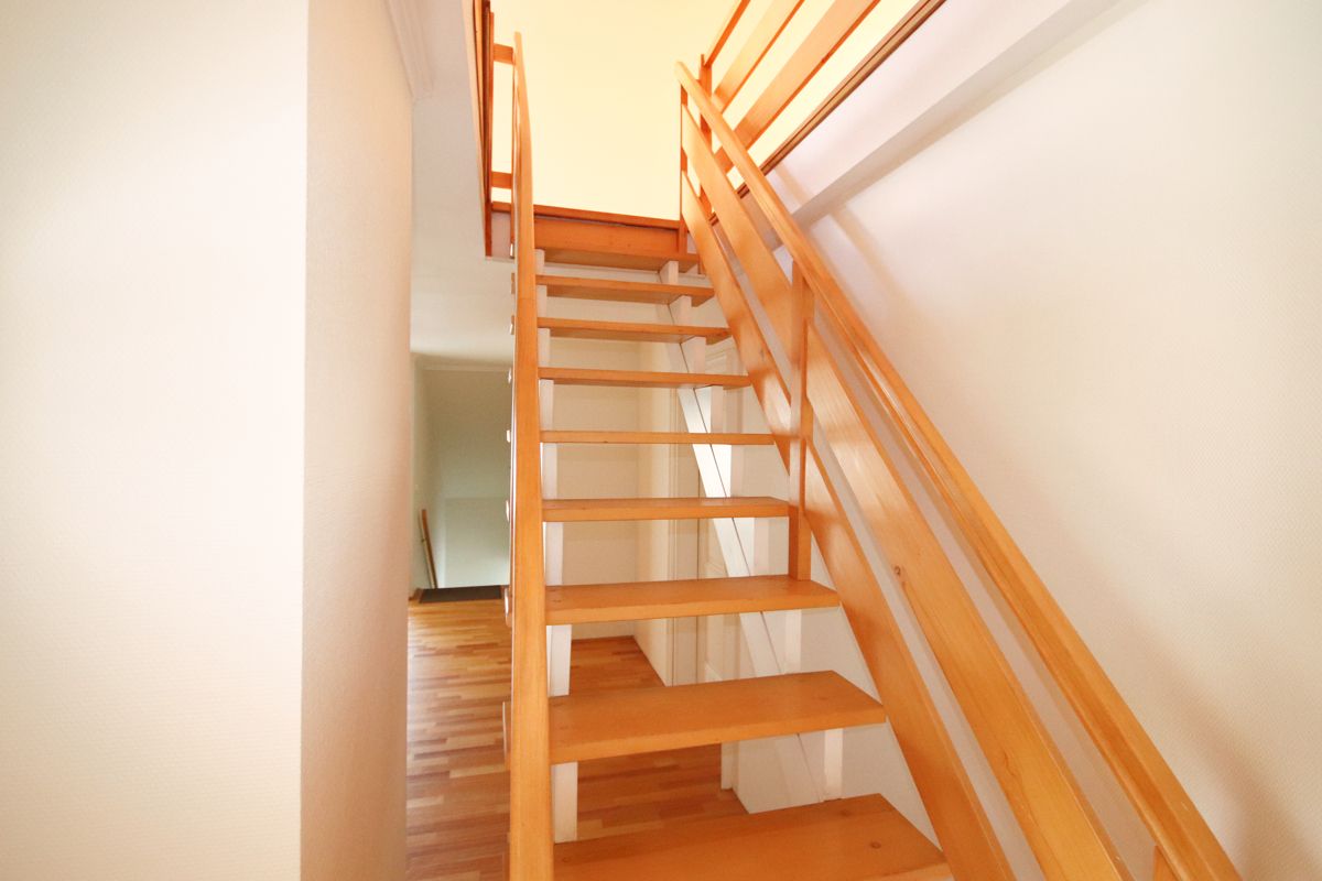 Treppe zum Spitzboden
