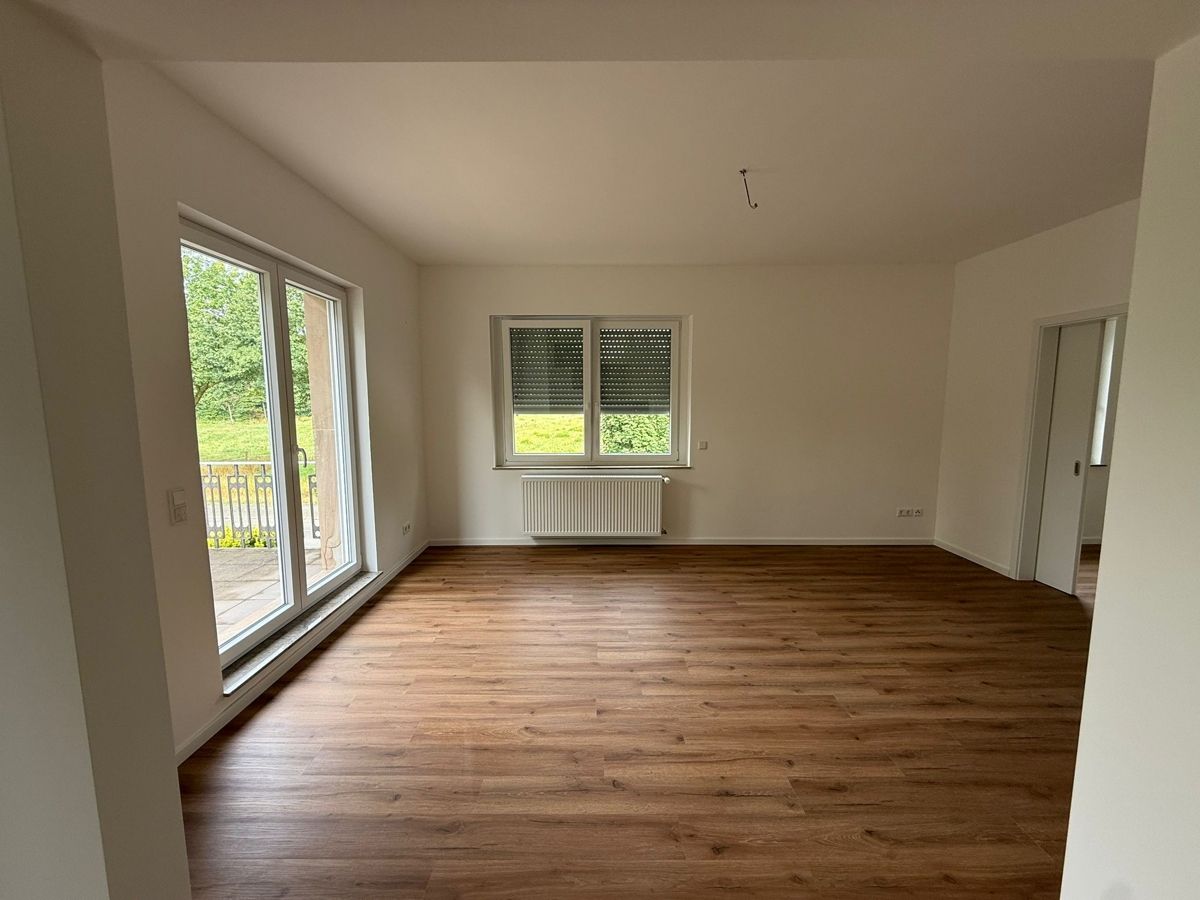 Wohn-Esszimmer zur Dachterrasse