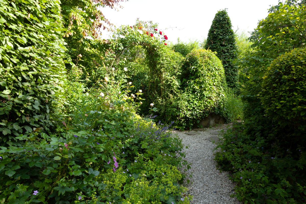 Übergang Wohnhaus-Garten zum Baugrundstück