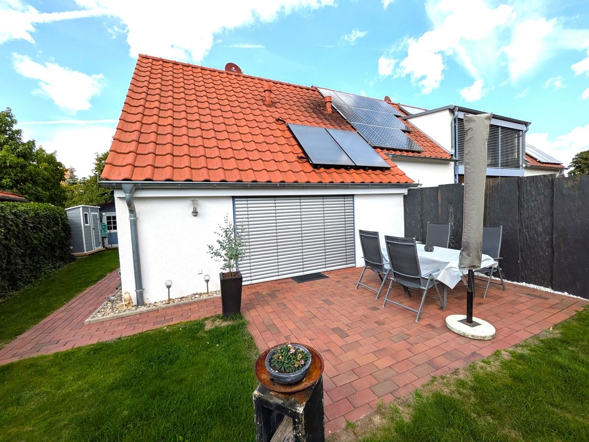 Der Kleine Wohnung bietet eine großzügige Terrassse
