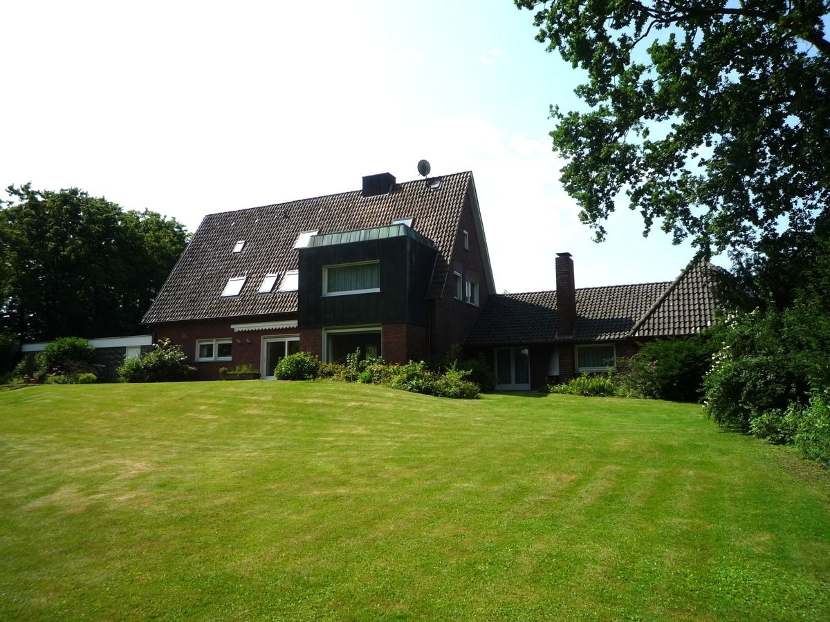Hausrückseite