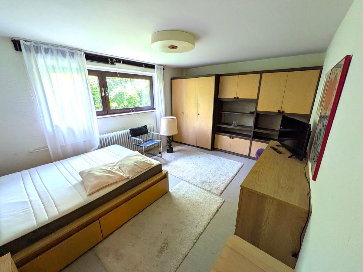 Dieser Raum kann unter anderem als Gästezimmer genutzt werden.