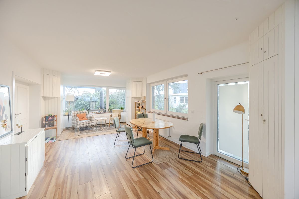 Küche mit Essbereich